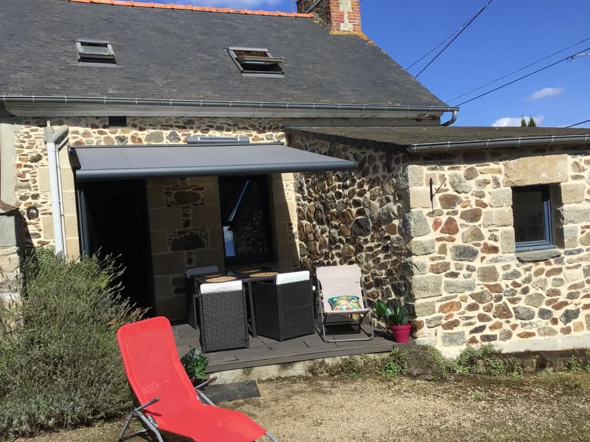 Maison En Pierre A La Campagne Proche De La Mer Plourhan Exterior foto